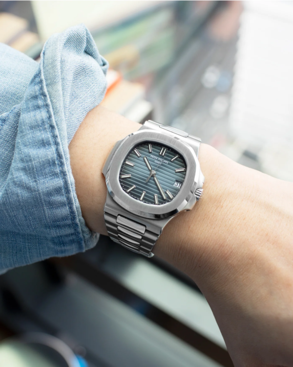 Patek Philippe Nautilus Dark Blue – Image 3