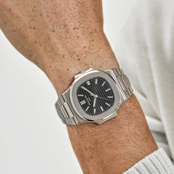 Patek Philippe Nautilus Black – Image 3